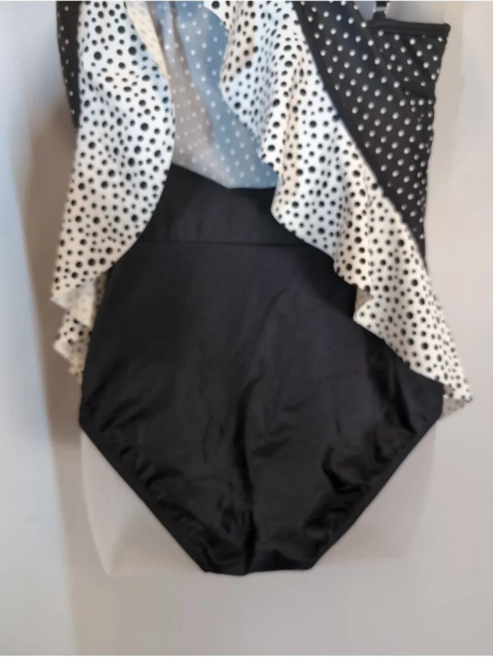 Mainstream Polka Dot Swim Dress Size 14 Black White Ruffle Hem Retro One Piece